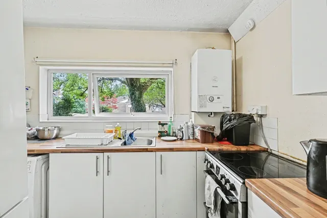 Photo 3 — Lone Pine Court, Brixworth, Northampton, Northamptonshire, NN6
