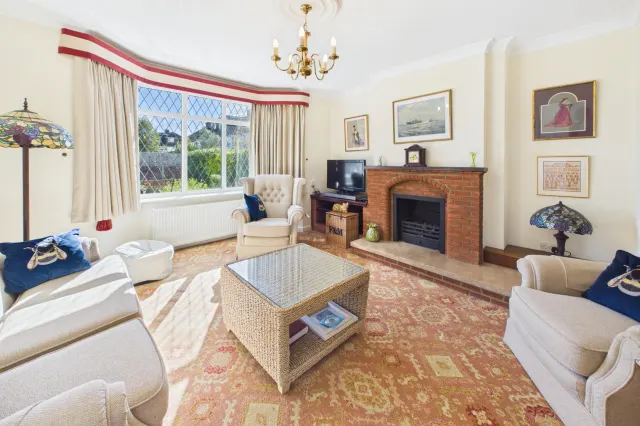 Tile Kiln Crescent, Hemel Hempstead, HP3, photo 2