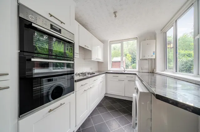 Chislehurst, Kent, photo 3