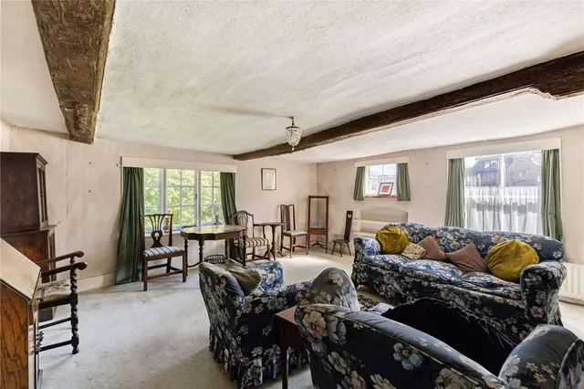 Photo 3 — Hull Place, Sholden, Deal, Kent, CT14 0AQ