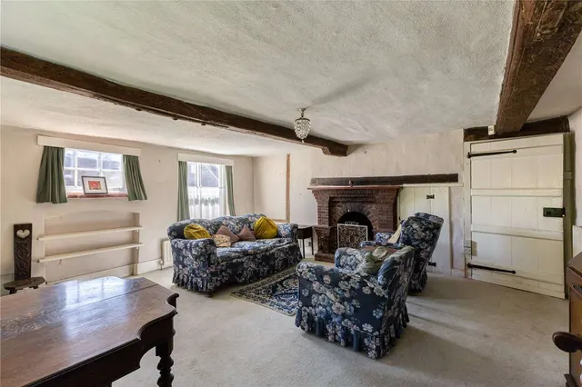 Photo 2 — Hull Place, Sholden, Deal, Kent, CT14 0AQ