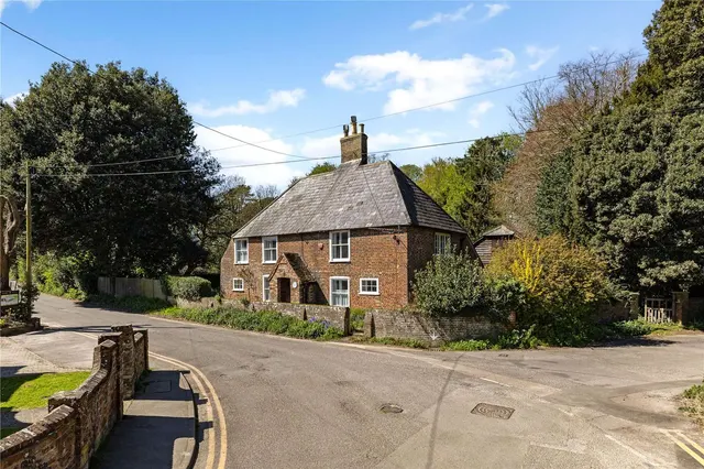 Hull Place, Sholden, Deal, Kent, CT14 0AQ, photo 1
