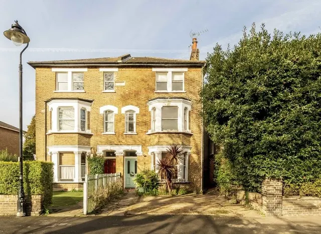 The Park, Ealing, W5, photo 1