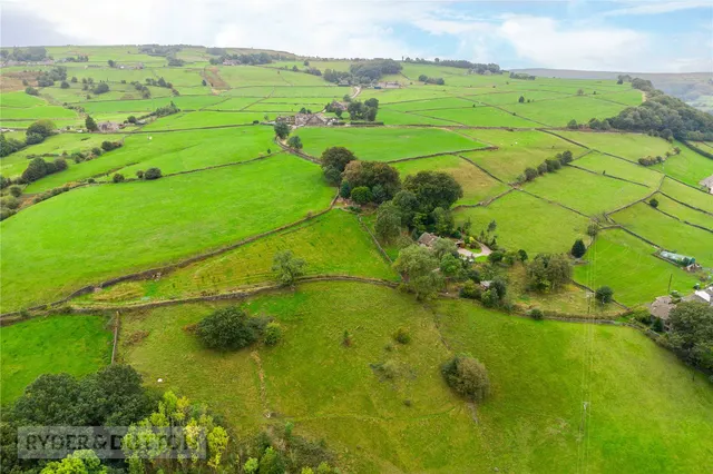 Upper Blind Lane Farm, Brearley, HX2, photo 3