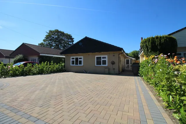 Brookmead, Hildenborough, photo 1