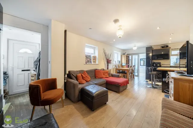 Malden Road, Cheam, SM3, photo 2