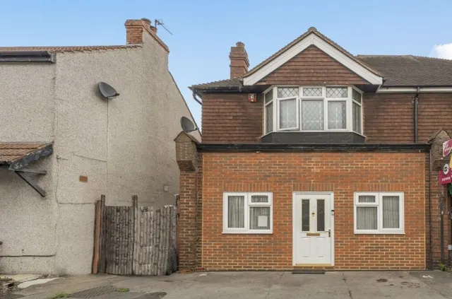 Malden Road, Cheam, SM3, photo 3