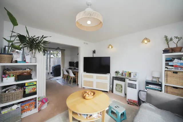 Deane Drive, Taunton, TA1, photo 3