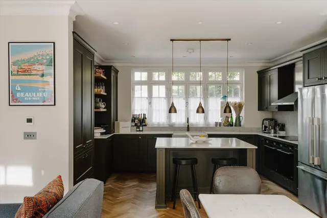 Boyne Terrace Mews, Holland Park, W11, photo 3