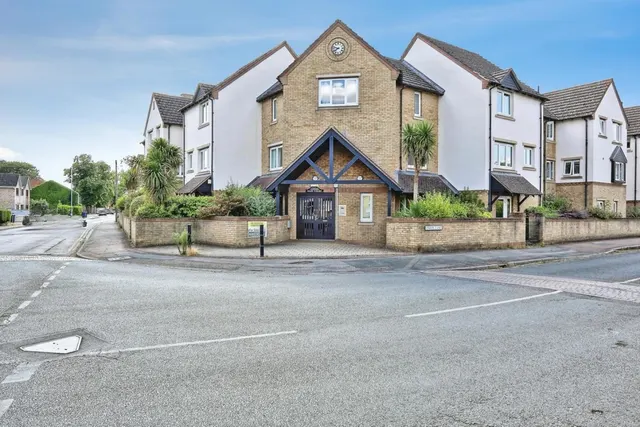 Haig Court, Cambridge, CB4, photo 1