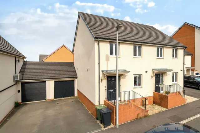 Claypits Road, Roundswell, EX31, photo 1