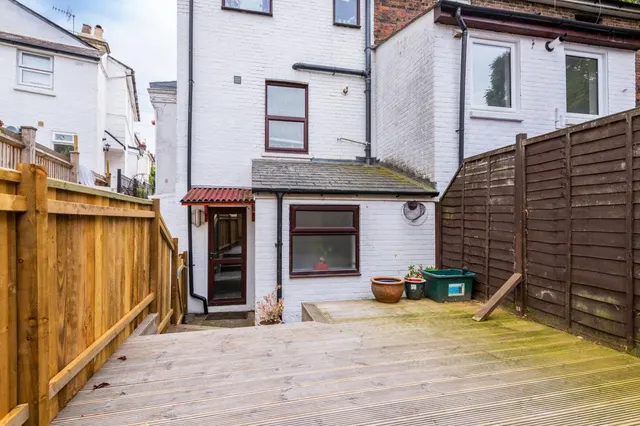Albert Street, Tonbridge Wells, Kent TN1 2QH, photo 1