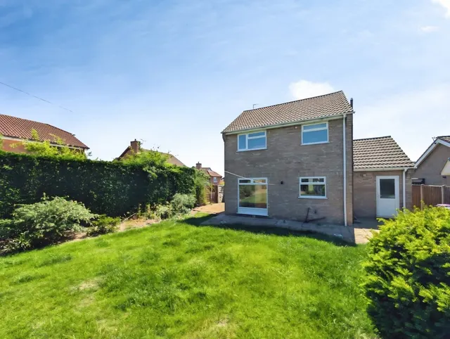 Photo 2 — Gonerby Hill Foot, Grantham, Lincolnshire