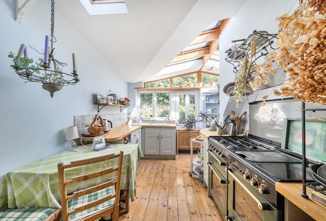 Photo 3 — Hope Terrace, Somerset, Midsomer Norton, BA3 2AY