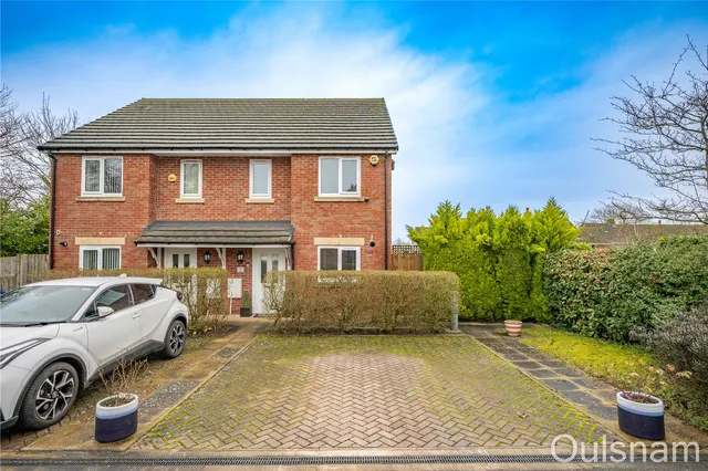 Waverley Crescent, Romsley, Halesowen, Worcestershire, B62 0NZ, photo 1