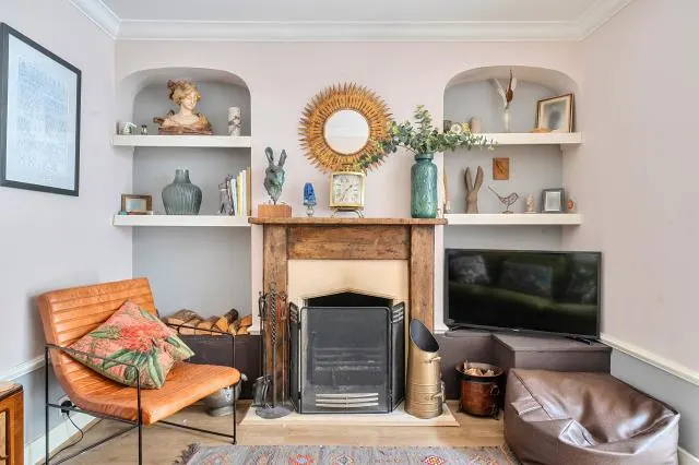 Halliford Road, Sunbury-on-Thames, TW16, photo 2