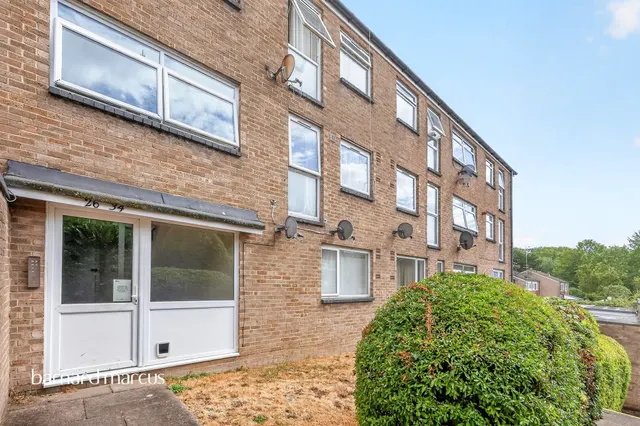 Pixton Way, Croydon, photo 1