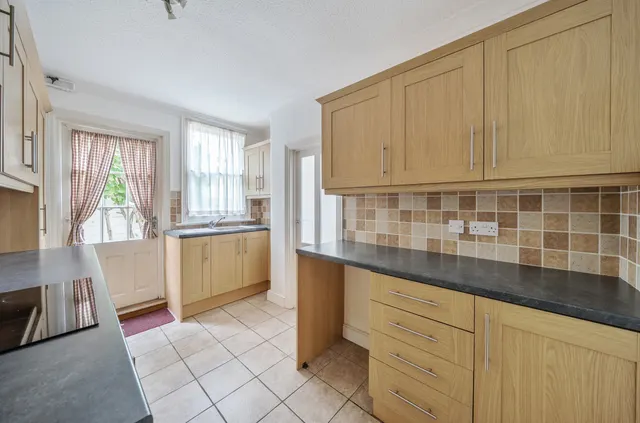 Alexandra Road, Worthing, BN11, photo 3