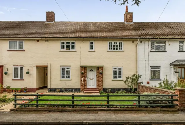 Redgrove Road, Cheltenham, GL51, photo 1