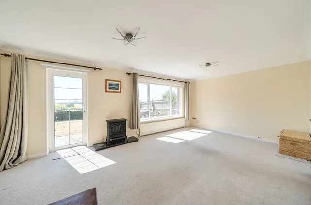Downlands Way, South Wonston, SO21, photo 2
