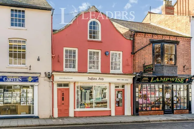 High Street, Stony Stratford, MK11, photo 1