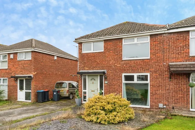 Hallfield Drive, Elton, CH2, photo 1