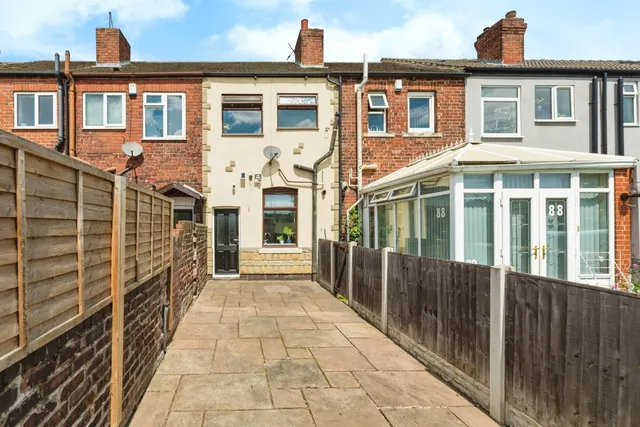 Clifton Avenue, Rotherham, South Yorkshire, S65, photo 1