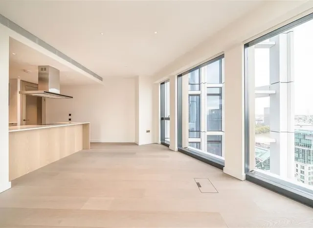 Nine Elms Lane, Nine Elms, SW8, photo 2