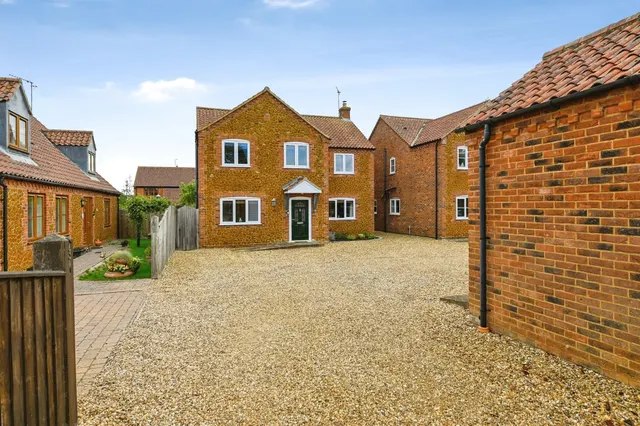 Hugh Ford Close, Heacham, PE31, photo 1