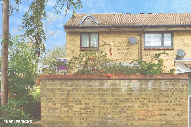 Fiennes Close, Dagenham, RM8, photo 3