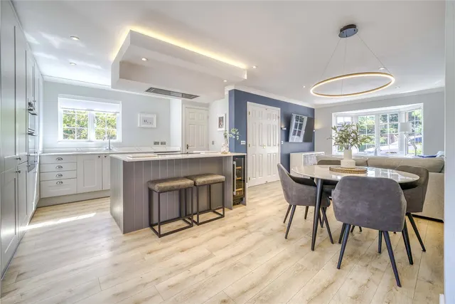 Winston Avenue, Branksome, BH12, photo 2