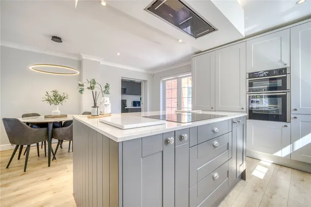 Winston Avenue, Branksome, BH12, photo 3