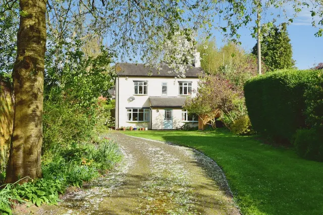 Fields Road, Alsager, ST7, photo 1