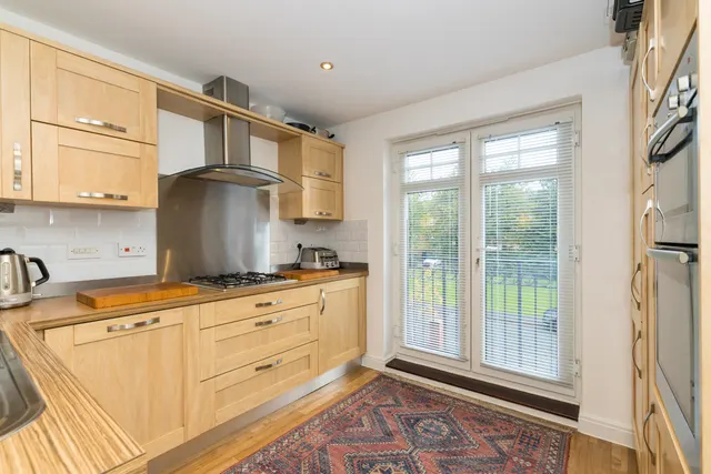 Gardinar Close, Standish, WN1, photo 3
