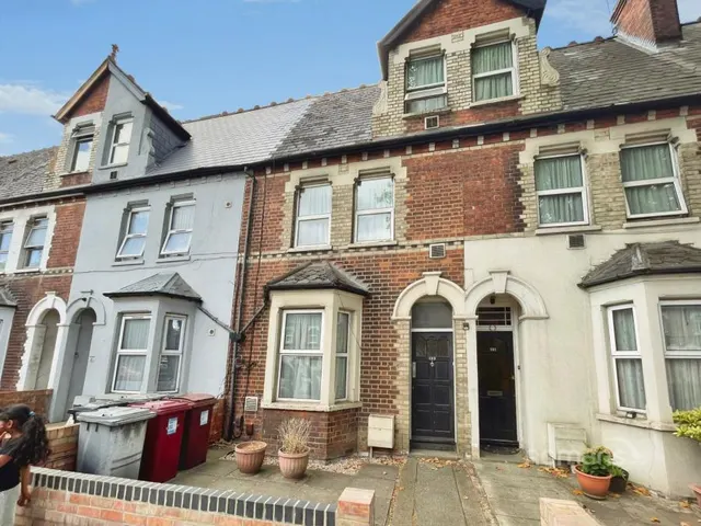 Caversham Road, Reading, RG1, photo 1
