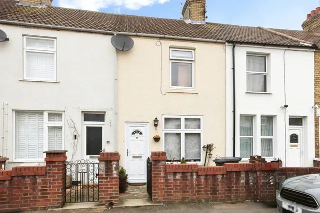 St. Margarets Place, Peterborough, photo 1