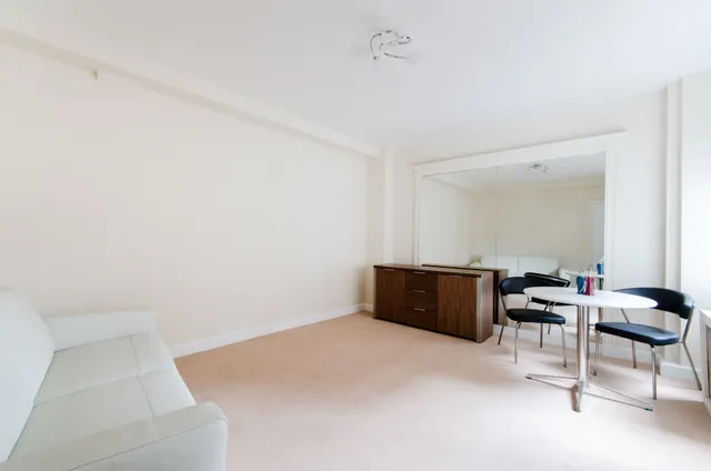 Photo 2 — Flat 90, 29 Abercorn Place, London
