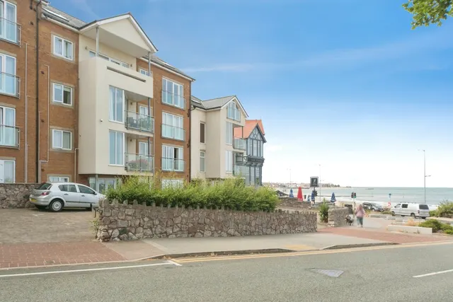 Marine Road, Rhos on Sea, LL28, photo 1