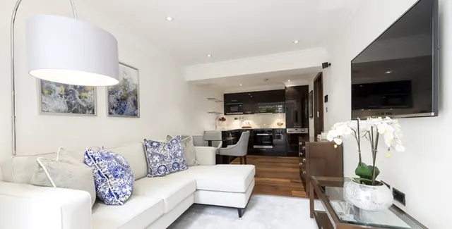 Kensington Gardens Square, Bayswater, London, W2 4BB, photo 1