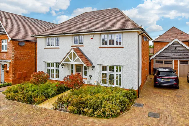 Admiral Way, Marden, TN12, photo 1