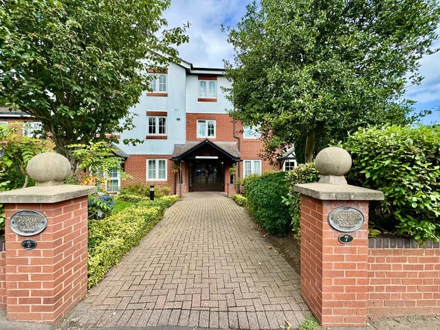 Avenue Road, London, N14, photo 1