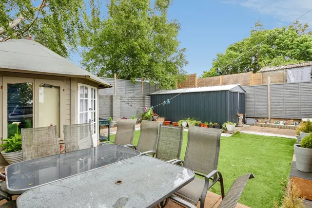 Monkton Crescent, Poole, BH12, photo 2