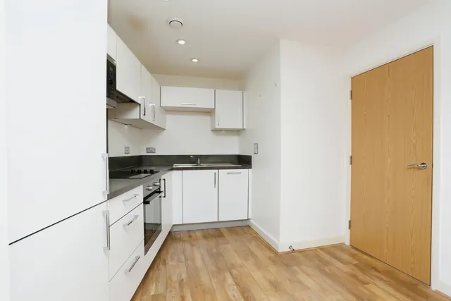 Cornmill Lane, Lewisham, SE13, photo 3