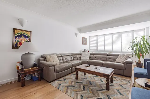 9 Elgin Road, Croydon CR0 6XB, photo 1