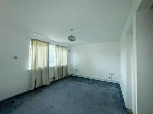 Photo 3 — Clingoe Court, Elmstead Road, CO4 3AB