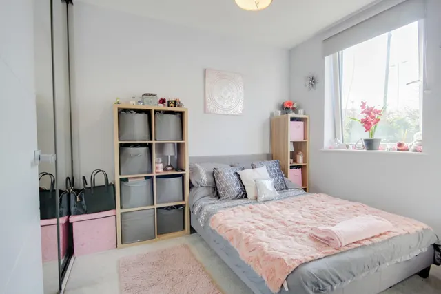 Grenville Place, Bracknell, RG12, photo 2