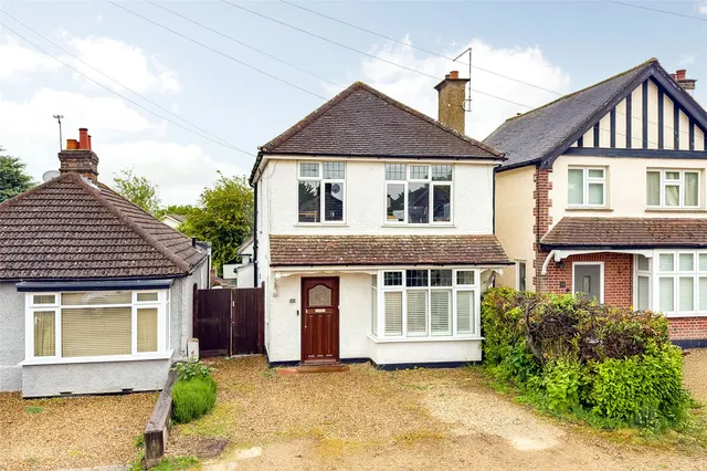 Aysgarth Road, Redbourn, Hertfordshire, AL3 7PJ, photo 1