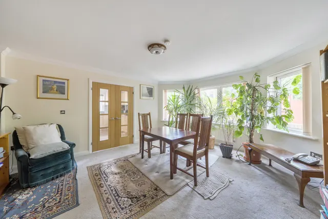 Carew Road, Northwood, HA6, photo 3