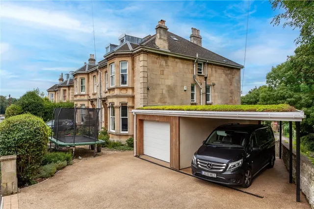 Newbridge Hill, Bath, BA1, photo 1