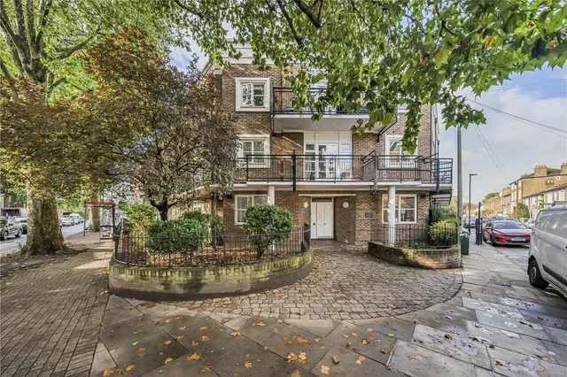Kew Road, Richmond, TW9, photo 1
